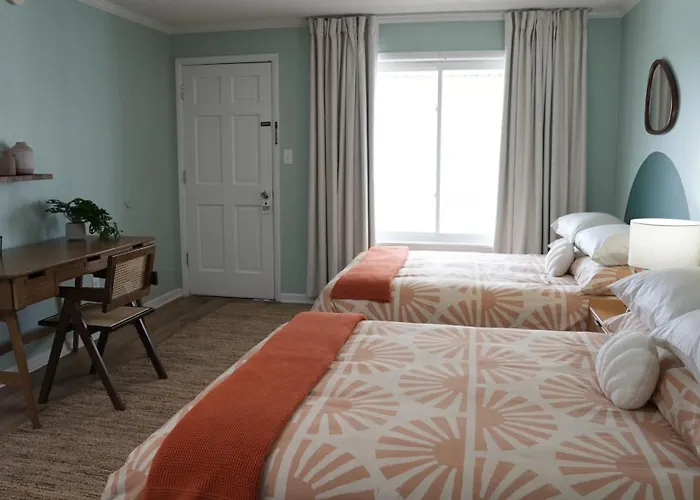 The Savannah Inn